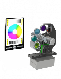 Messkamera mit Filterrad bei der automatischen optischen Inspektion eines Displays (Licht- und Farbmessung)